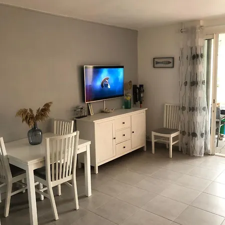 Apartment Les Pieds Dans L'eau *